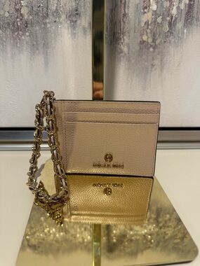 Michael Kors Light pink jet set Card Holder with Gold Chain